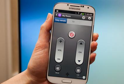 رائد يكشف عن مزايا Galaxy S4 ... فهل يستحقّ الشراء؟
